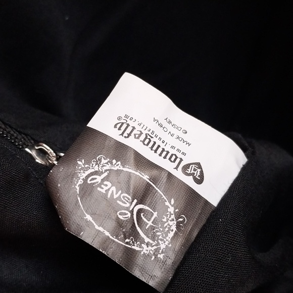 Loungefly Disney "Alice in Wonderland" Purse. - Picture 2 of 6